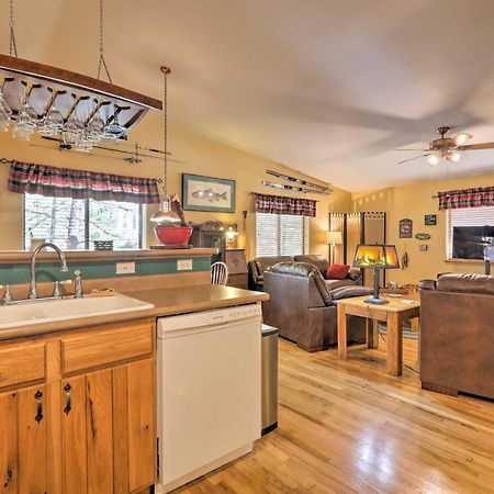 Rustic Cabin With Deck About 4 Mi To Old Town Flagstaff! Extérieur photo
