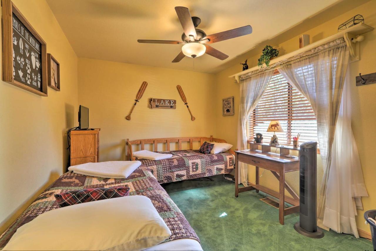 Rustic Cabin With Deck About 4 Mi To Old Town Flagstaff! Extérieur photo